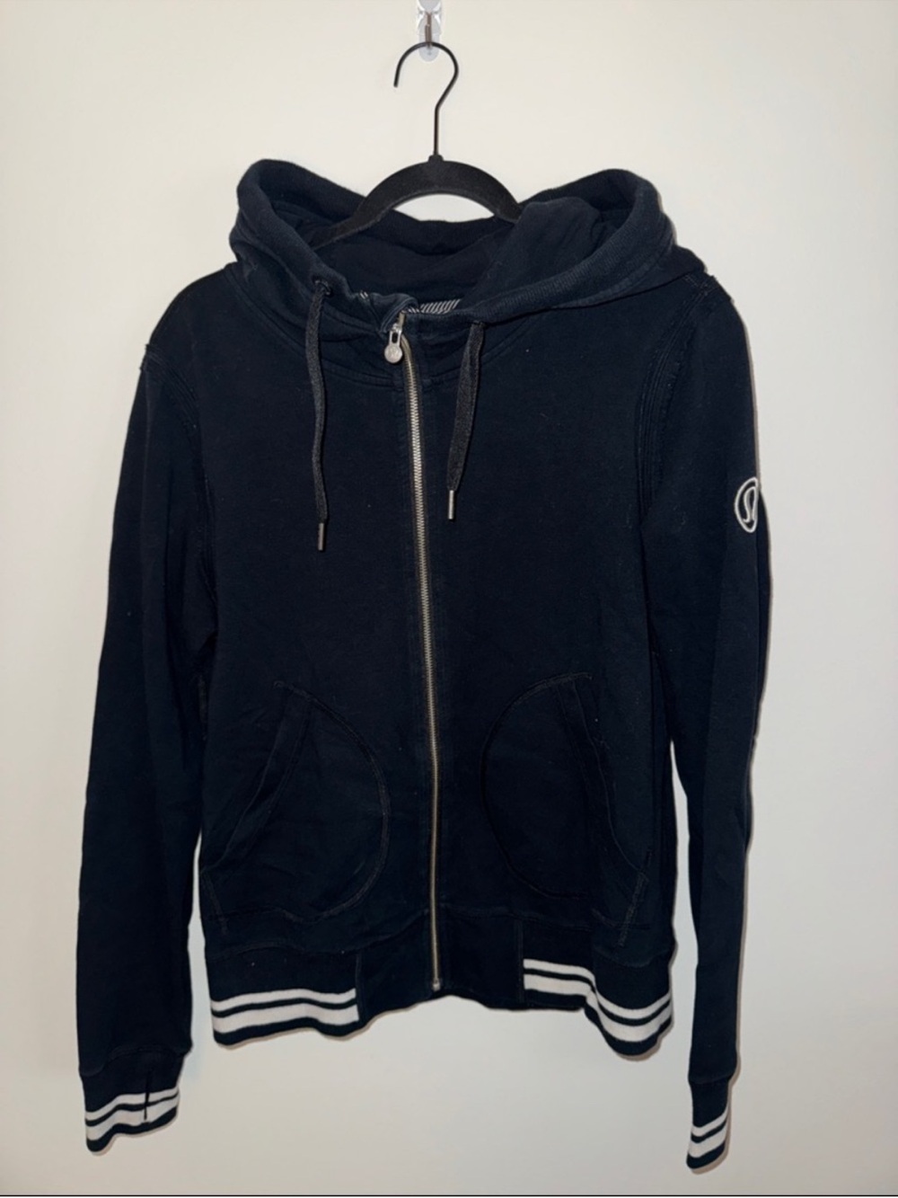 VTG Lululemon Hoodie